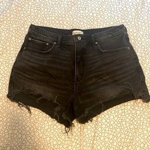 Abercrombie & Fitch High Rise Mom Jean shorts